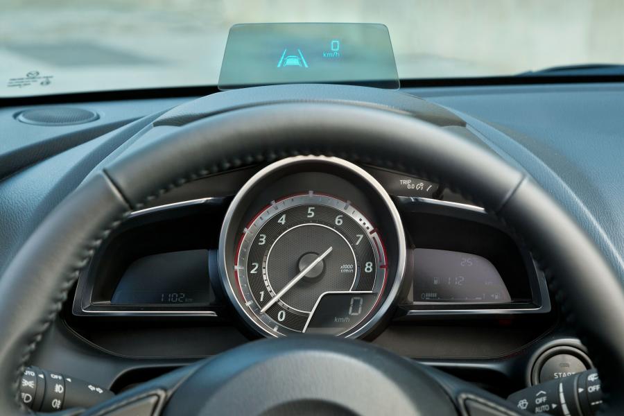  Mazda2 2014 года  (фото 11 из 30)